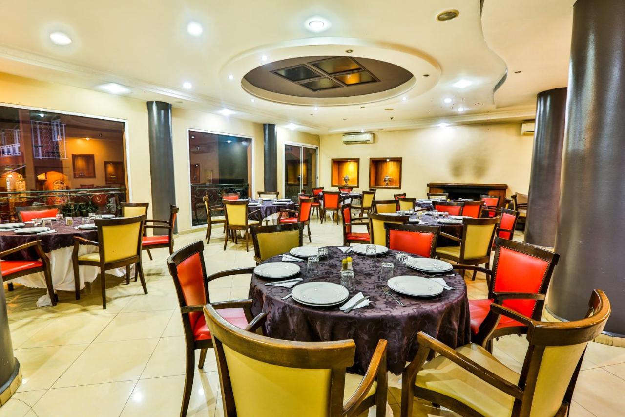 Complexe El Bassatine Hotel เบนิเมลลาล ภายนอก รูปภาพ